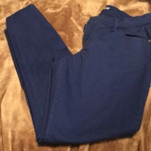 $9 End of Year Sale Women’s skinny jeans